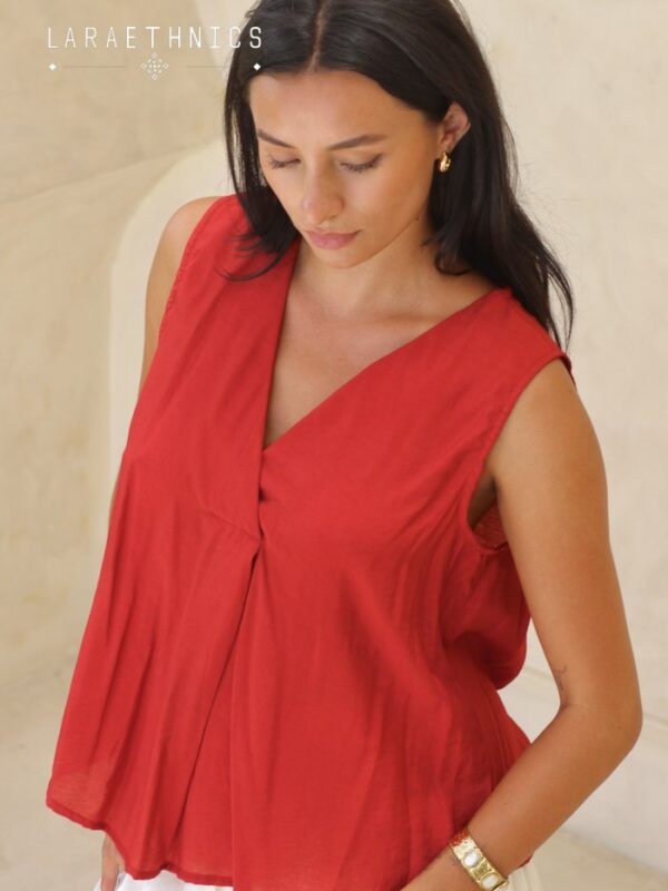 Lily Top Cranberry